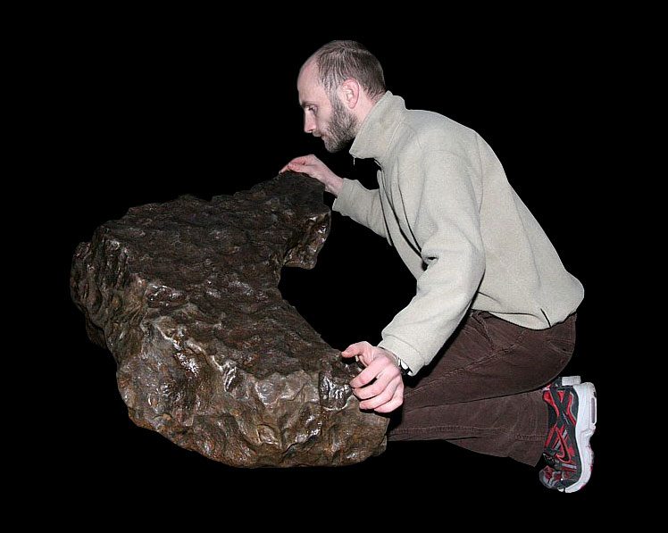 Цельный камень сеймчанского метеорита